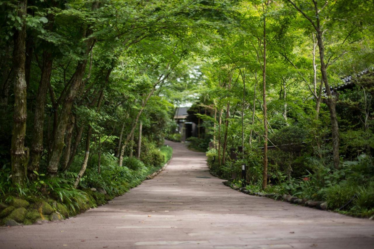 Kurokawa Onsen Oku No Yu Hotel Minamioguni Exterior photo