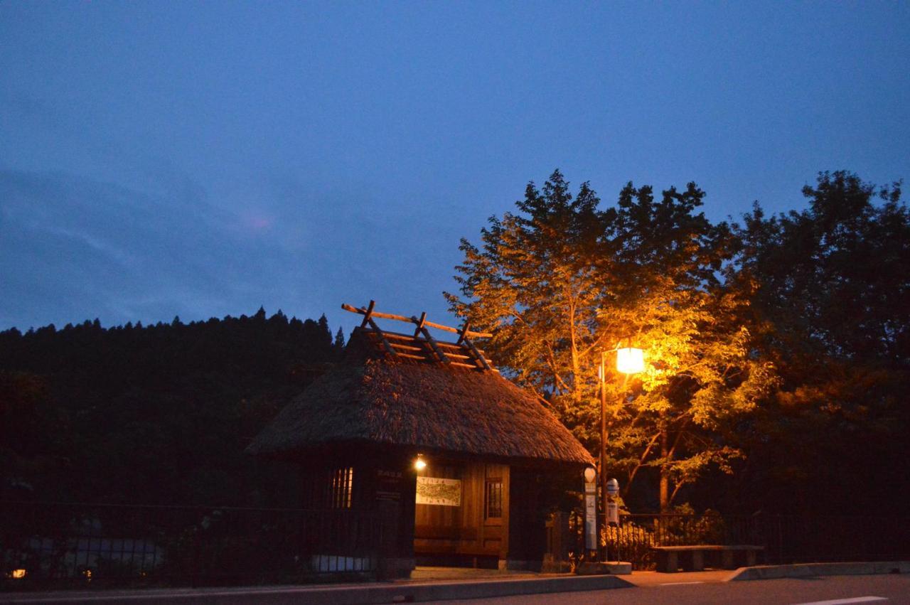 Kurokawa Onsen Oku No Yu Hotel Minamioguni Exterior photo