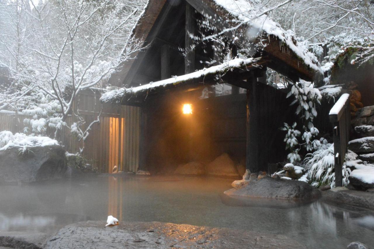 Kurokawa Onsen Oku No Yu Hotel Minamioguni Exterior photo